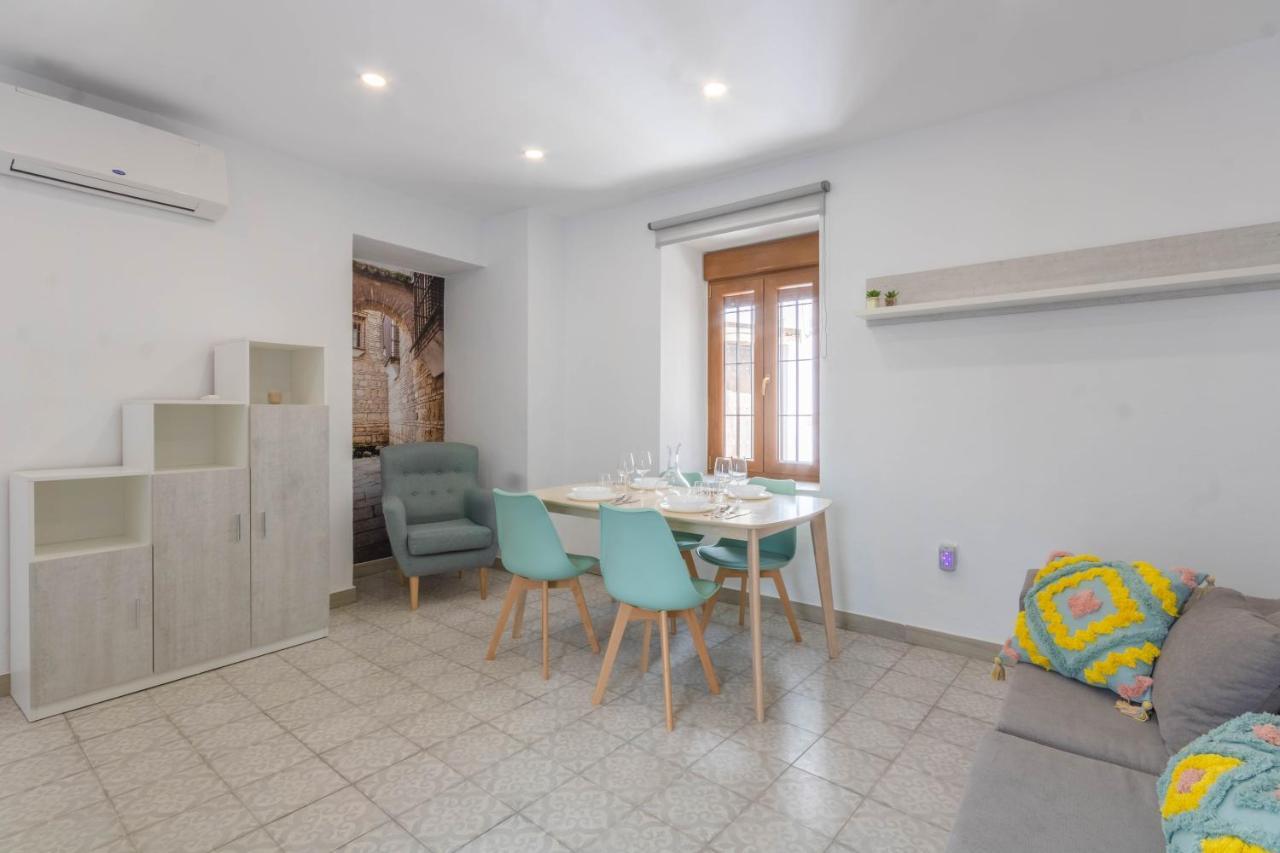 Apartamentos Miguel De Cervantes Centro قرطبة المظهر الخارجي الصورة