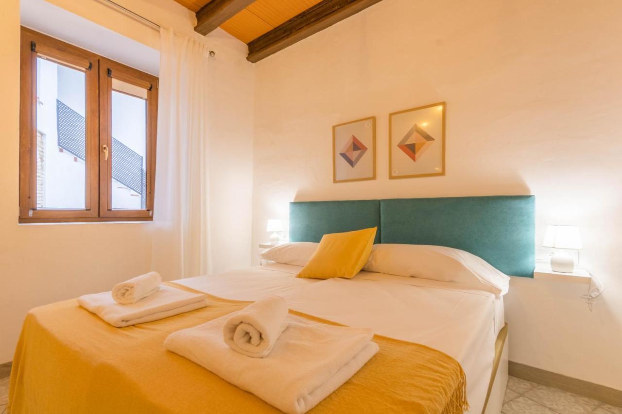 Apartamentos Miguel De Cervantes Centro قرطبة المظهر الخارجي الصورة