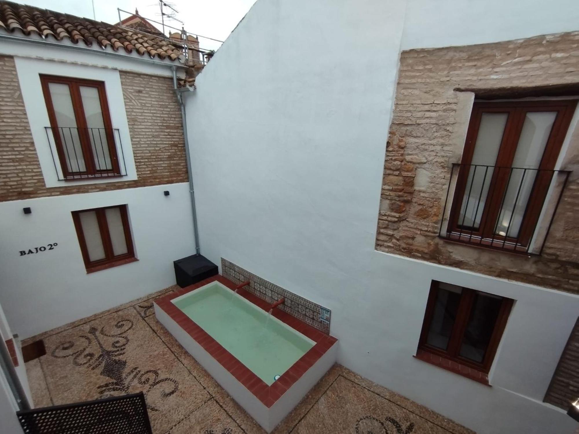 Apartamentos Miguel De Cervantes Centro قرطبة المظهر الخارجي الصورة