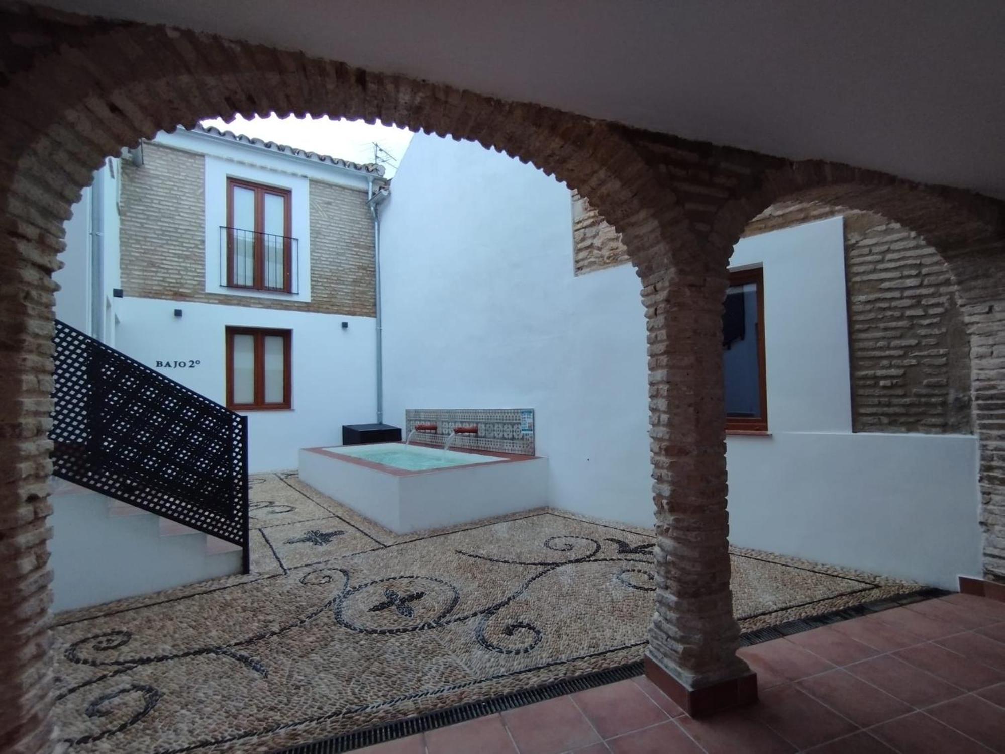 Apartamentos Miguel De Cervantes Centro قرطبة المظهر الخارجي الصورة