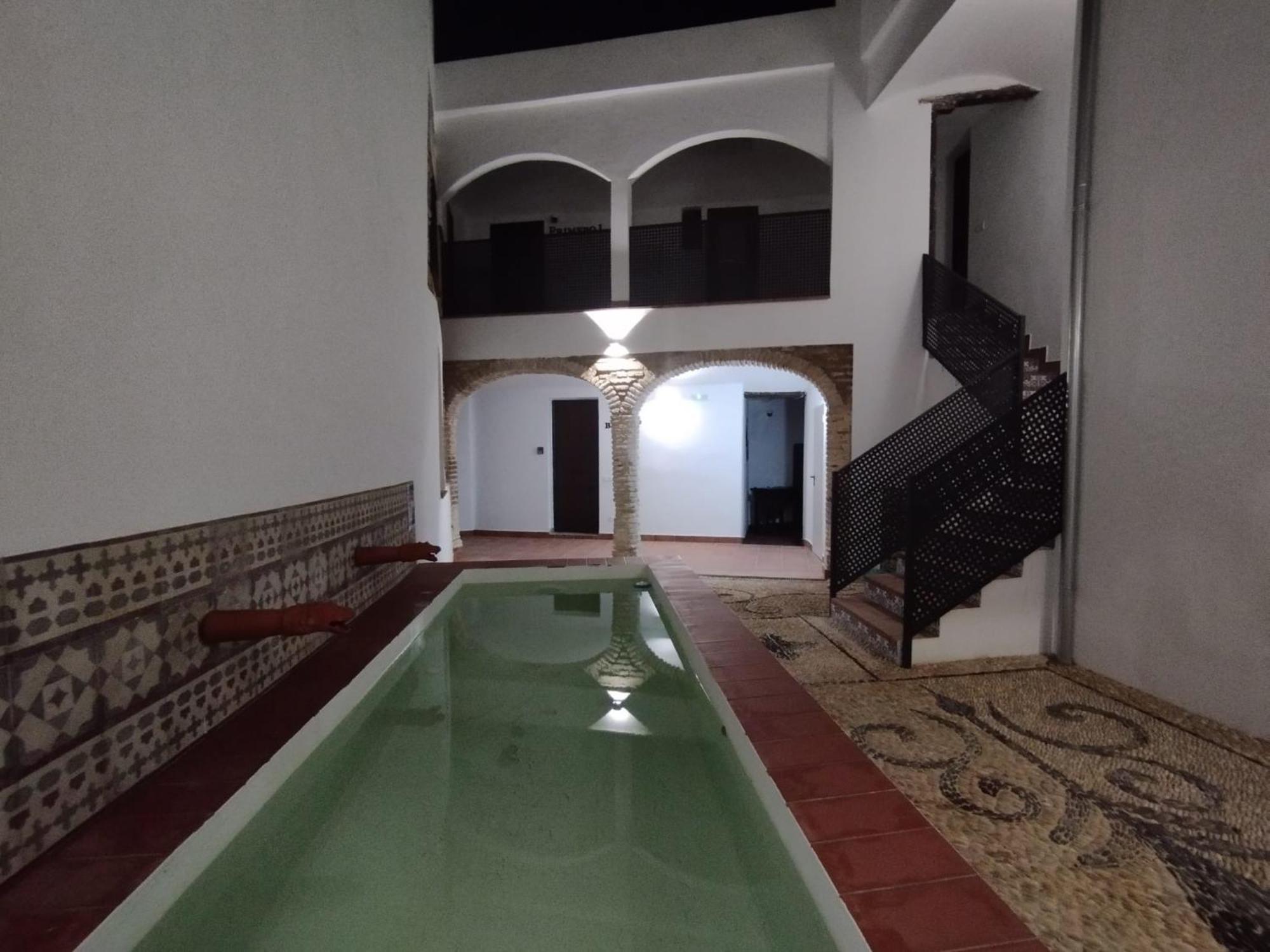 Apartamentos Miguel De Cervantes Centro قرطبة المظهر الخارجي الصورة