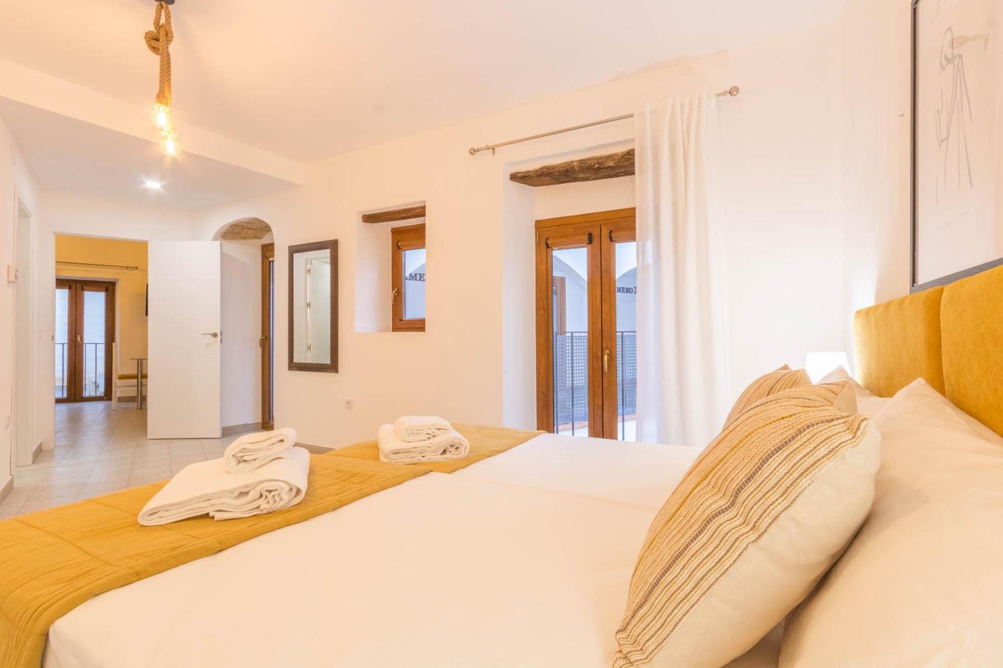 Apartamentos Miguel De Cervantes Centro قرطبة المظهر الخارجي الصورة