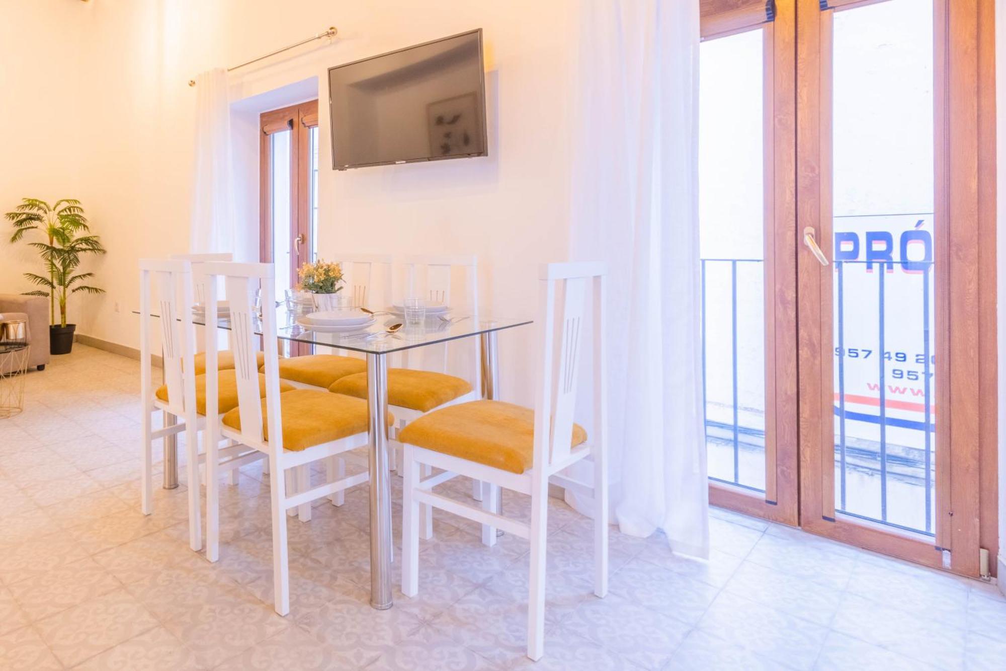 Apartamentos Miguel De Cervantes Centro قرطبة المظهر الخارجي الصورة