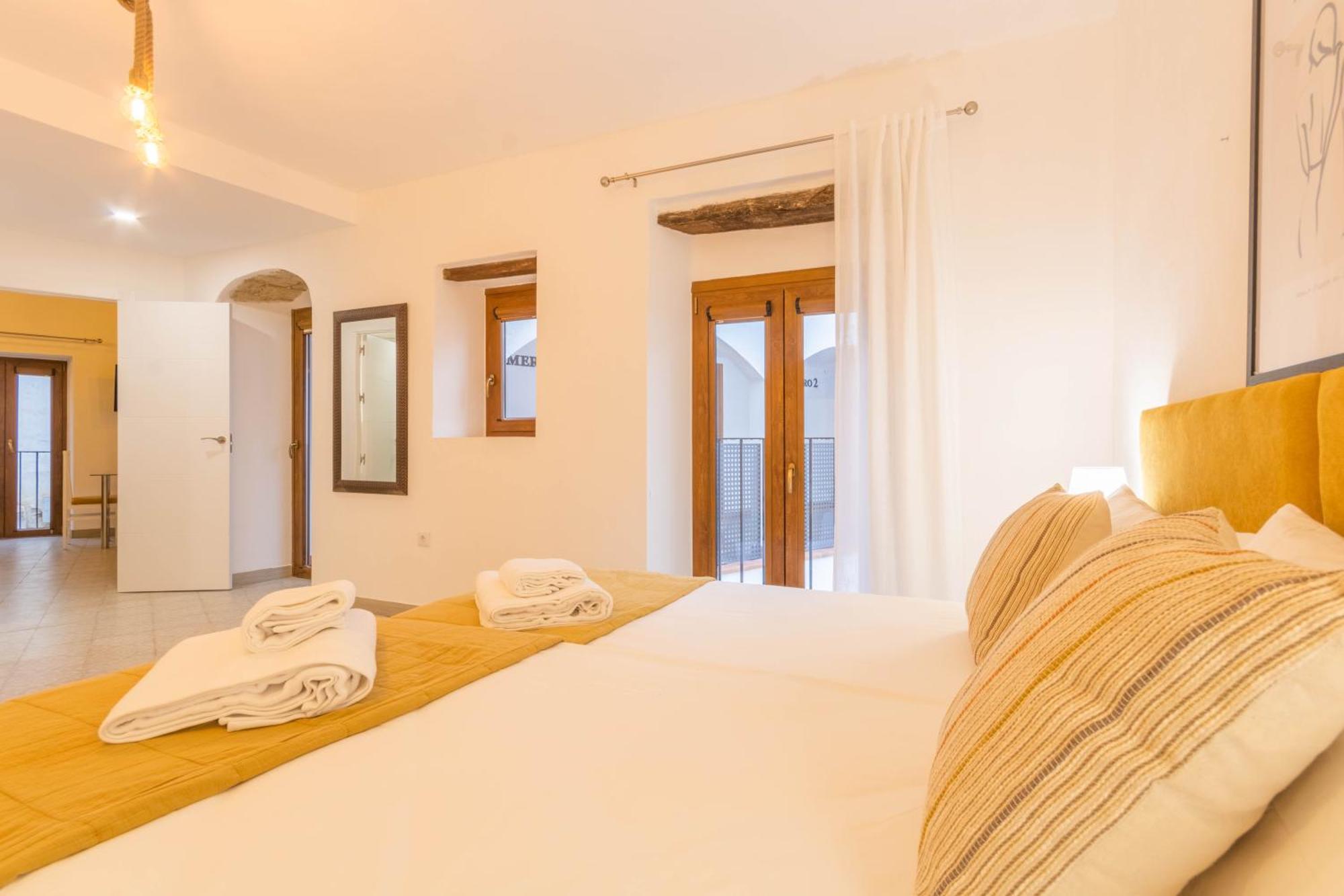 Apartamentos Miguel De Cervantes Centro قرطبة المظهر الخارجي الصورة