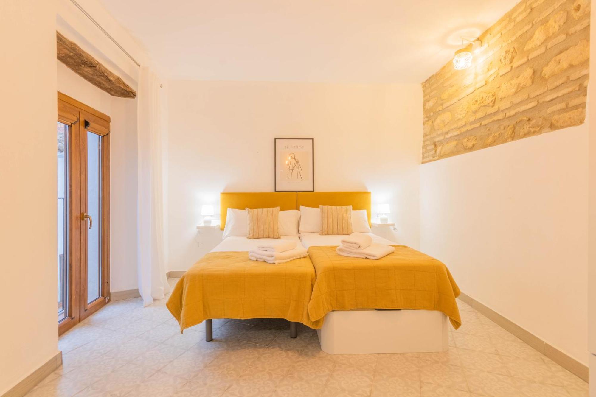 Apartamentos Miguel De Cervantes Centro قرطبة المظهر الخارجي الصورة